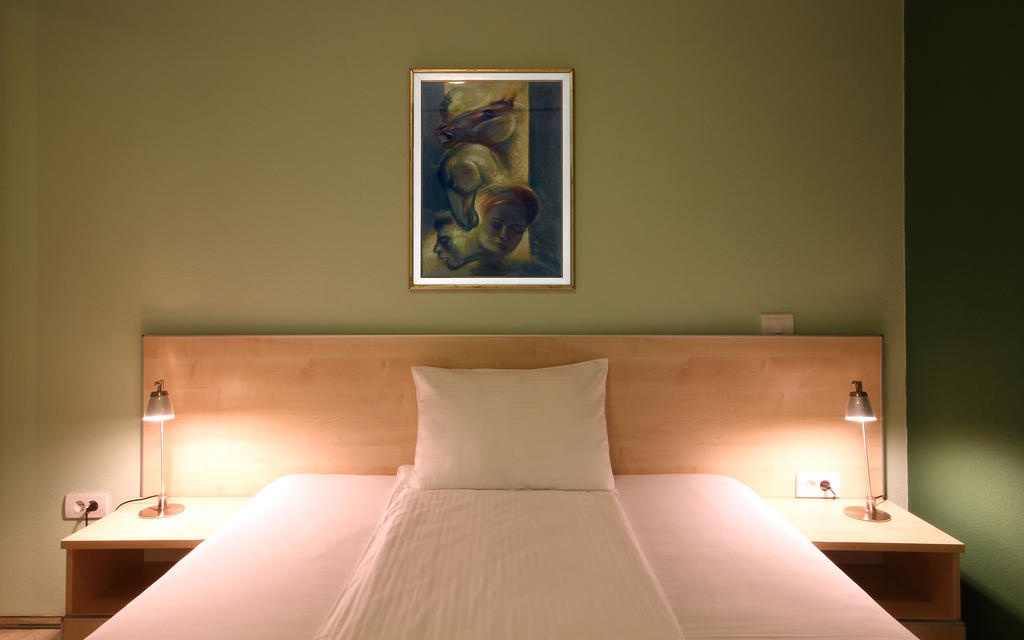 Hotel Aruba Budva Zimmer foto